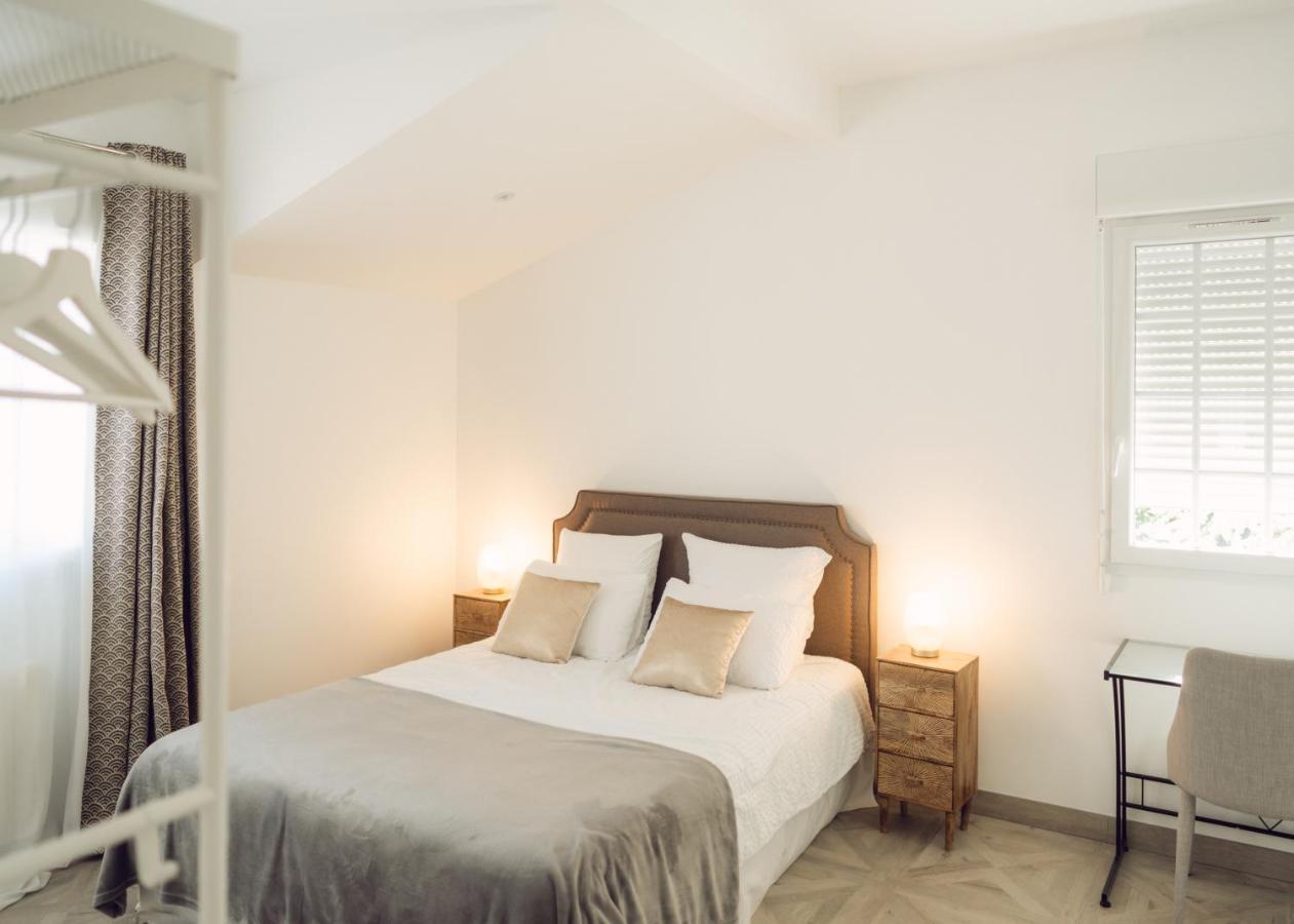 Manoir Et Appartements Avec Piscine Au Domaine De Bize Mirepoix Мирпоа Екстериор снимка