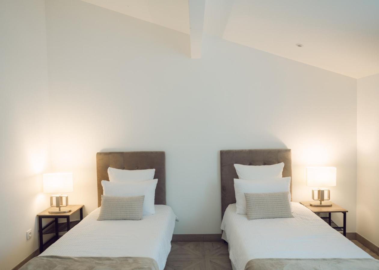 Manoir Et Appartements Avec Piscine Au Domaine De Bize Mirepoix Мирпоа Екстериор снимка