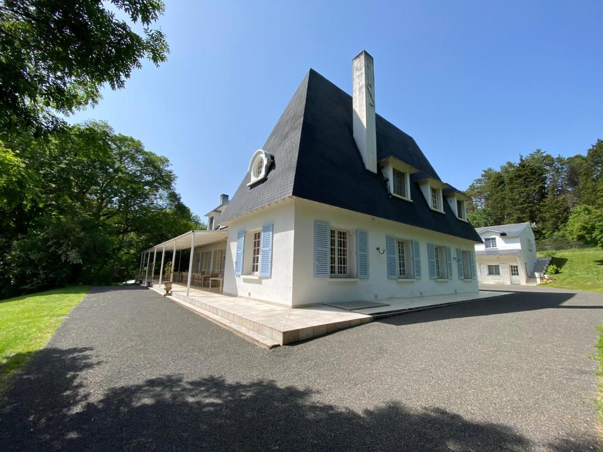 Manoir Et Appartements Avec Piscine Au Domaine De Bize Mirepoix Мирпоа Екстериор снимка